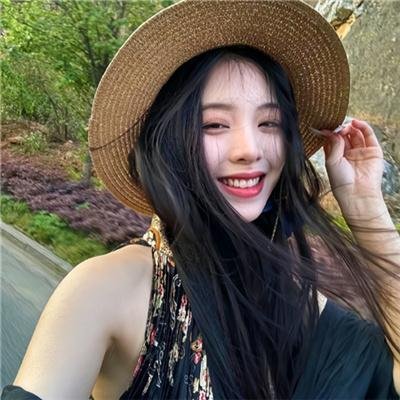 指尖相触，恋恋不舍